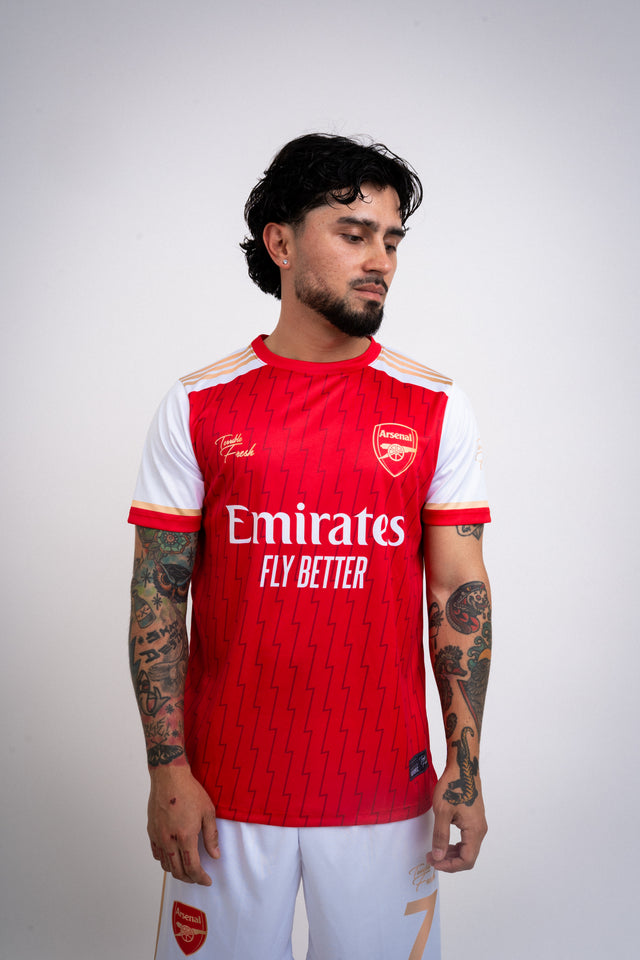 Jugadores luciendo camiseta sublimada Terrible Fresh en cancha