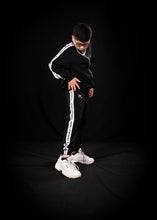 Cargar imagen en el visor de la galería, Conjunto Completo &#39;&#39;Black White&#39;&#39; Kids Classic Edition