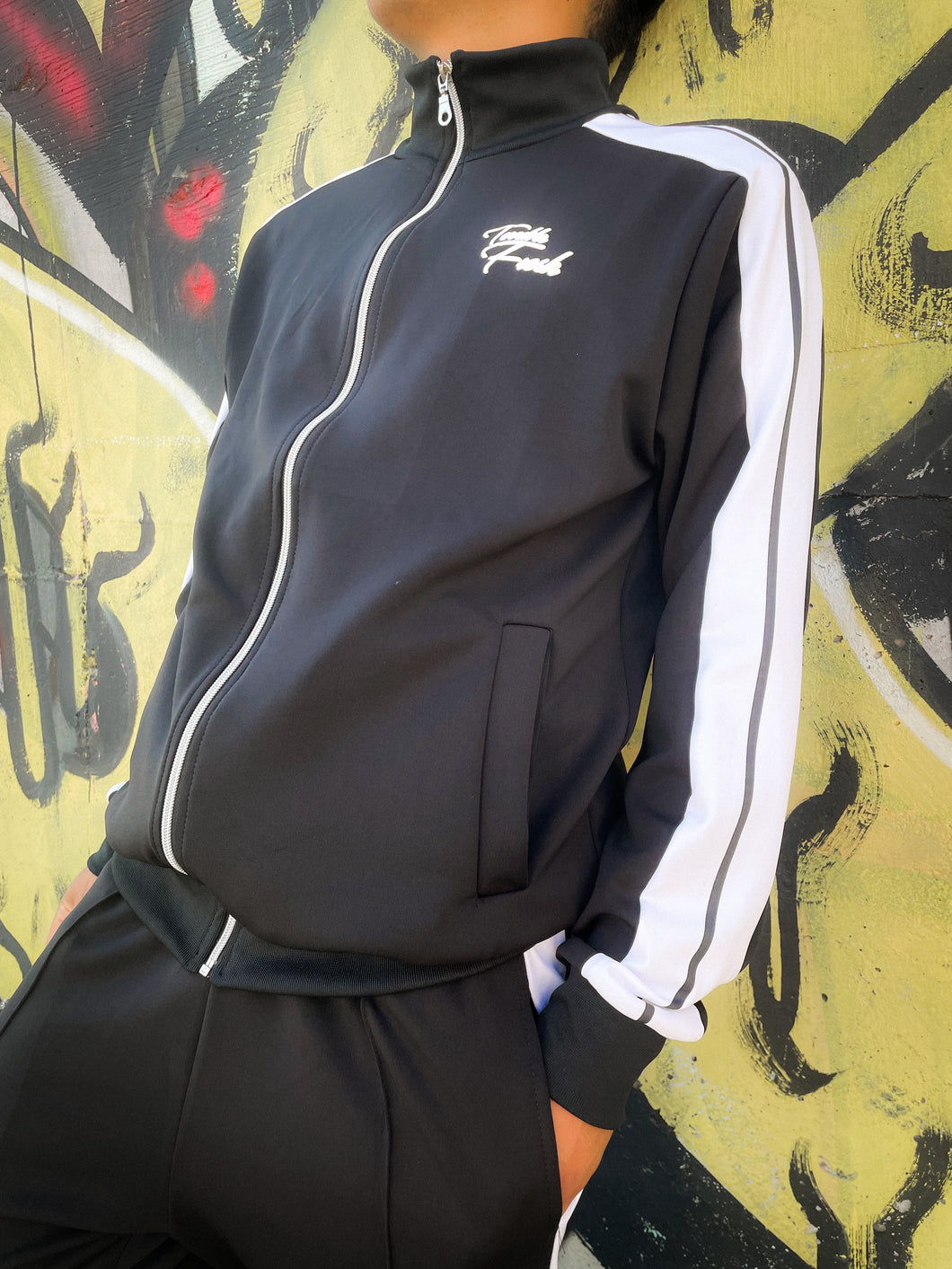 Conjunto Completo TF Premium Negro Clásico (Unisex)