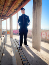 Cargar imagen en el visor de la galería, Conjunto Completo TF Premium Negro Clásico (Unisex)